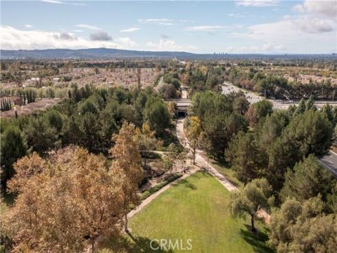 81  Strawberry  , Irvine, CA