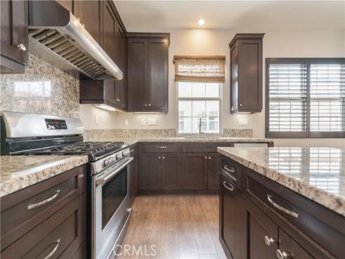 81  Strawberry  , Irvine, CA