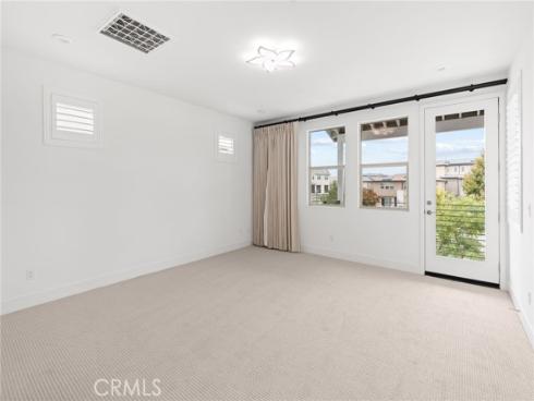 1131  Cadence  , Irvine, CA