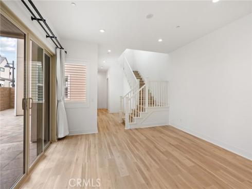 1131  Cadence  , Irvine, CA