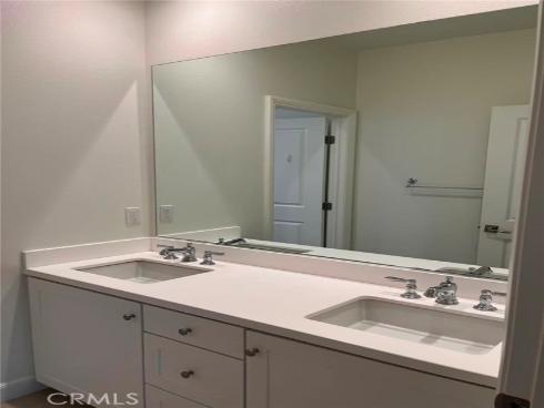 119  Alumroot  , Irvine, CA