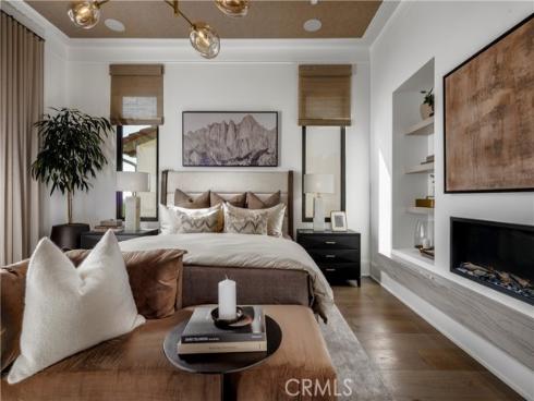 553  Peninsula  , Irvine, CA