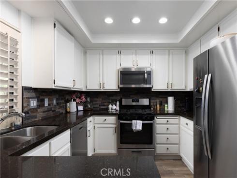 9  Flores  , Irvine, CA