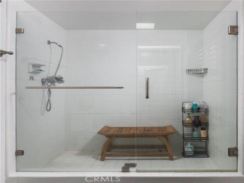 9  Flores  , Irvine, CA