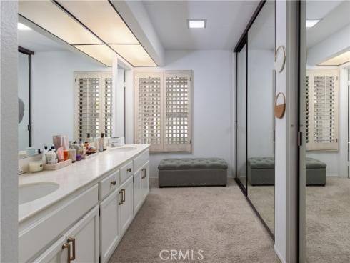 9  Flores  , Irvine, CA