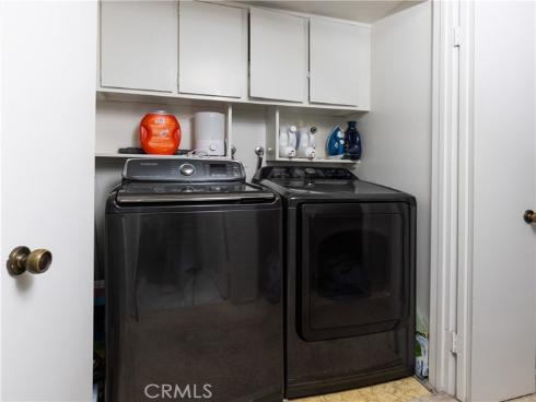 9  Flores  , Irvine, CA