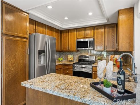 18  Solana  , Irvine, CA