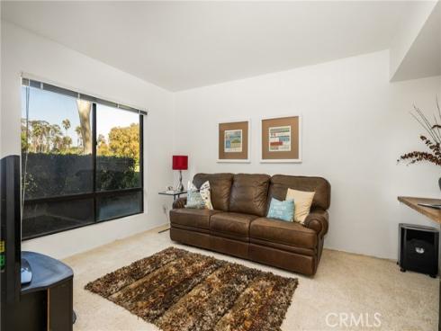 18  Solana  , Irvine, CA