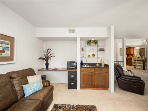 18  Solana  , Irvine, CA