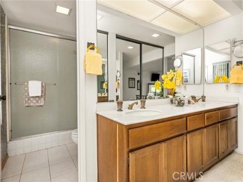 18  Solana  , Irvine, CA