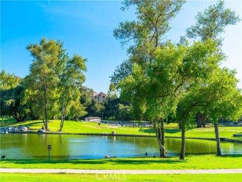 18  Solana  , Irvine, CA