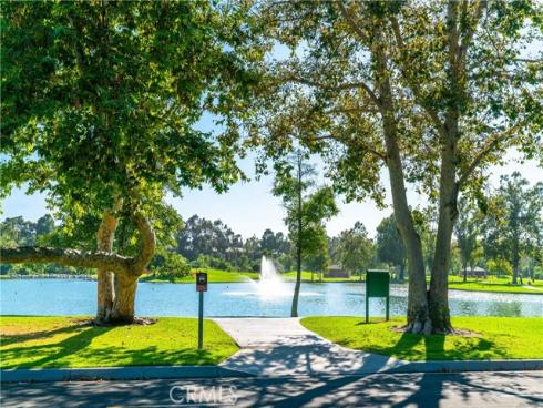 18  Solana  , Irvine, CA