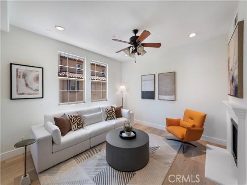 50  Cienega  , Irvine, CA