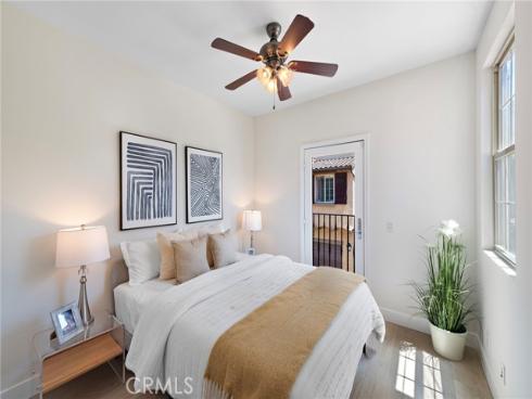 50  Cienega  , Irvine, CA