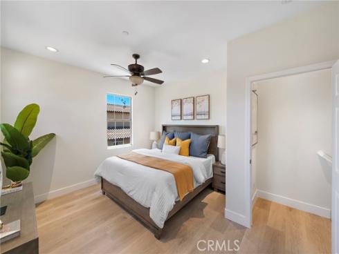 50  Cienega  , Irvine, CA