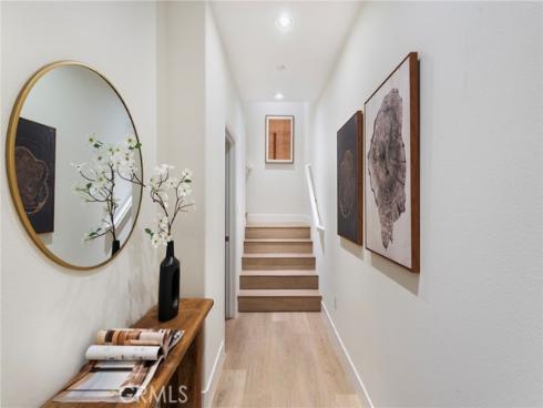 50  Cienega  , Irvine, CA