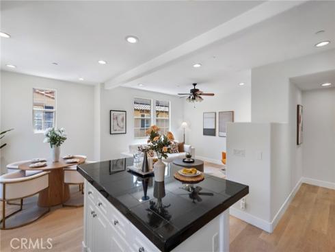 50  Cienega  , Irvine, CA