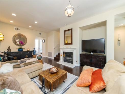 23  Seasons  , Irvine, CA