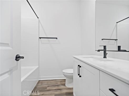 127  Culture  , Irvine, CA