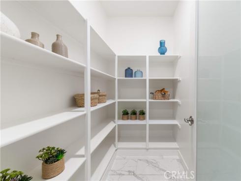 101  Tinker  , Irvine, CA