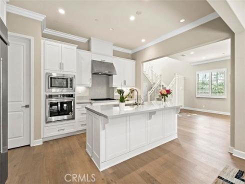 61  English Saddle  , Irvine, CA