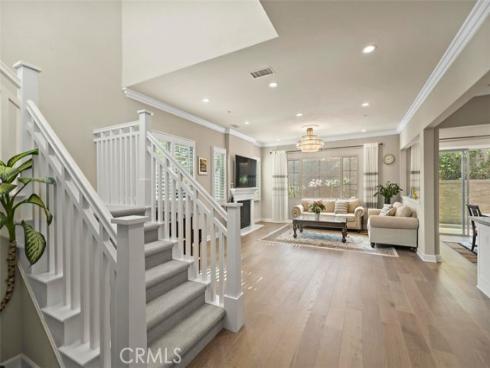 61  English Saddle  , Irvine, CA