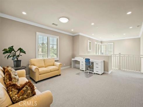 61  English Saddle  , Irvine, CA