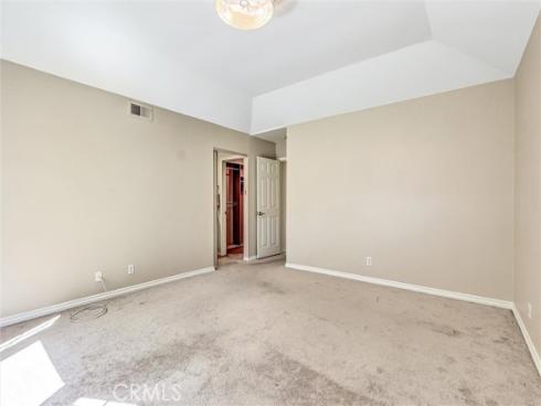 24  Field  , Irvine, CA