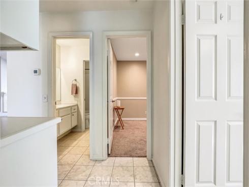 24  Field  , Irvine, CA