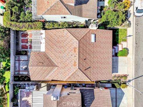 24  Field  , Irvine, CA