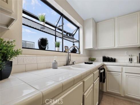 26  Claret  40 , Irvine, CA