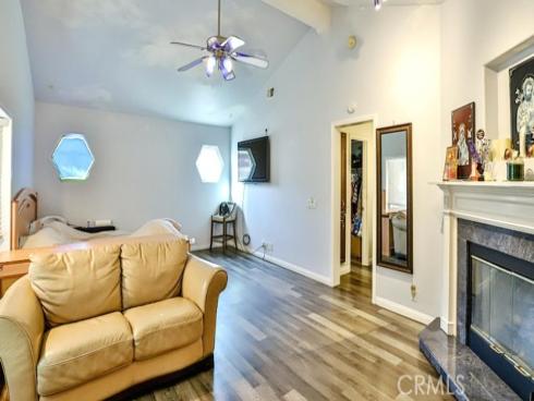 4862  Gainsport  , Irvine, CA