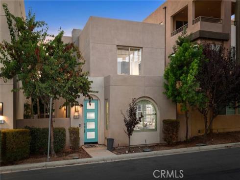 181  Carmine  , Irvine, CA