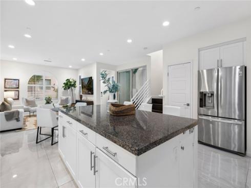 181  Carmine  , Irvine, CA