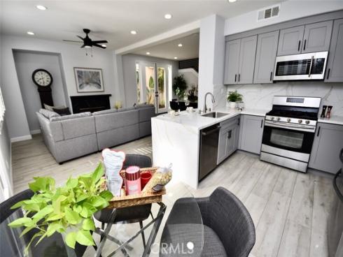 26  Santa Catalina Aisle  , Irvine, CA