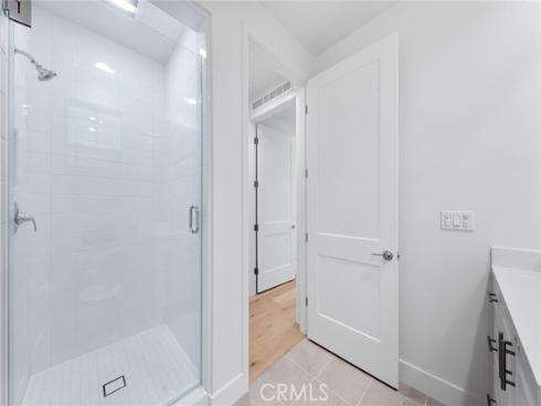 206  Collino  , Irvine, CA