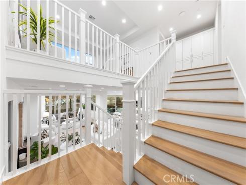 206  Collino  , Irvine, CA