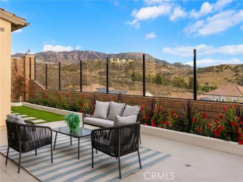 206  Collino  , Irvine, CA