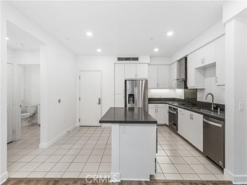 1218  Nolita  , Irvine, CA