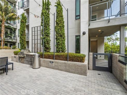 1218  Nolita  , Irvine, CA