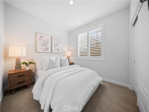 362  Chorus  , Irvine, CA