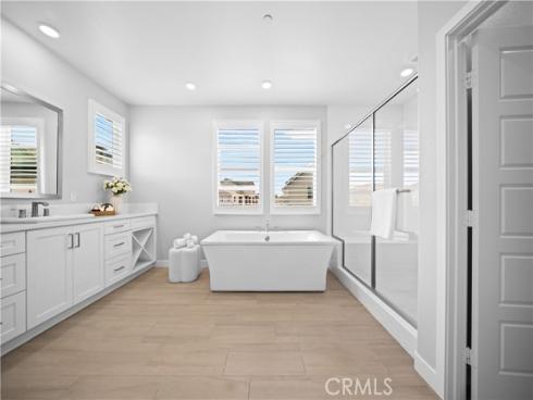 362  Chorus  , Irvine, CA