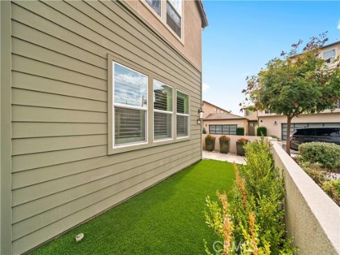 362  Chorus  , Irvine, CA