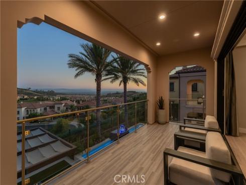 162  Leafy  , Irvine, CA