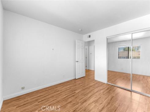 5  Locust  , Irvine, CA