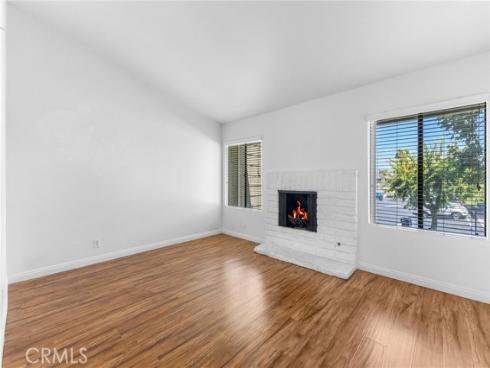 5  Locust  , Irvine, CA