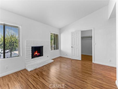 5  Locust  , Irvine, CA