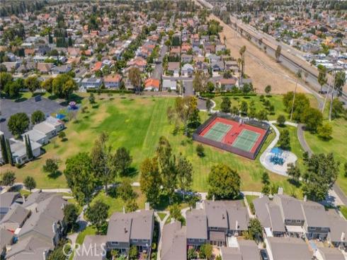 5  Locust  , Irvine, CA