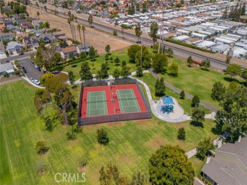 5  Locust  , Irvine, CA