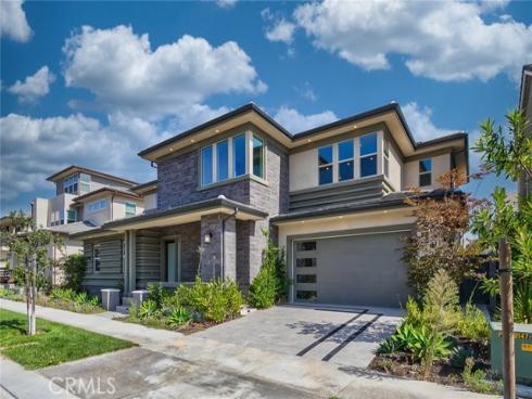 56  Chasma  , Irvine, CA